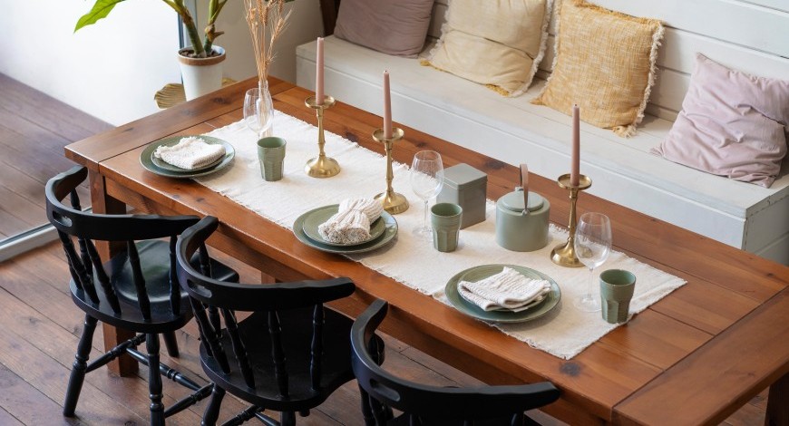 latest dining table models