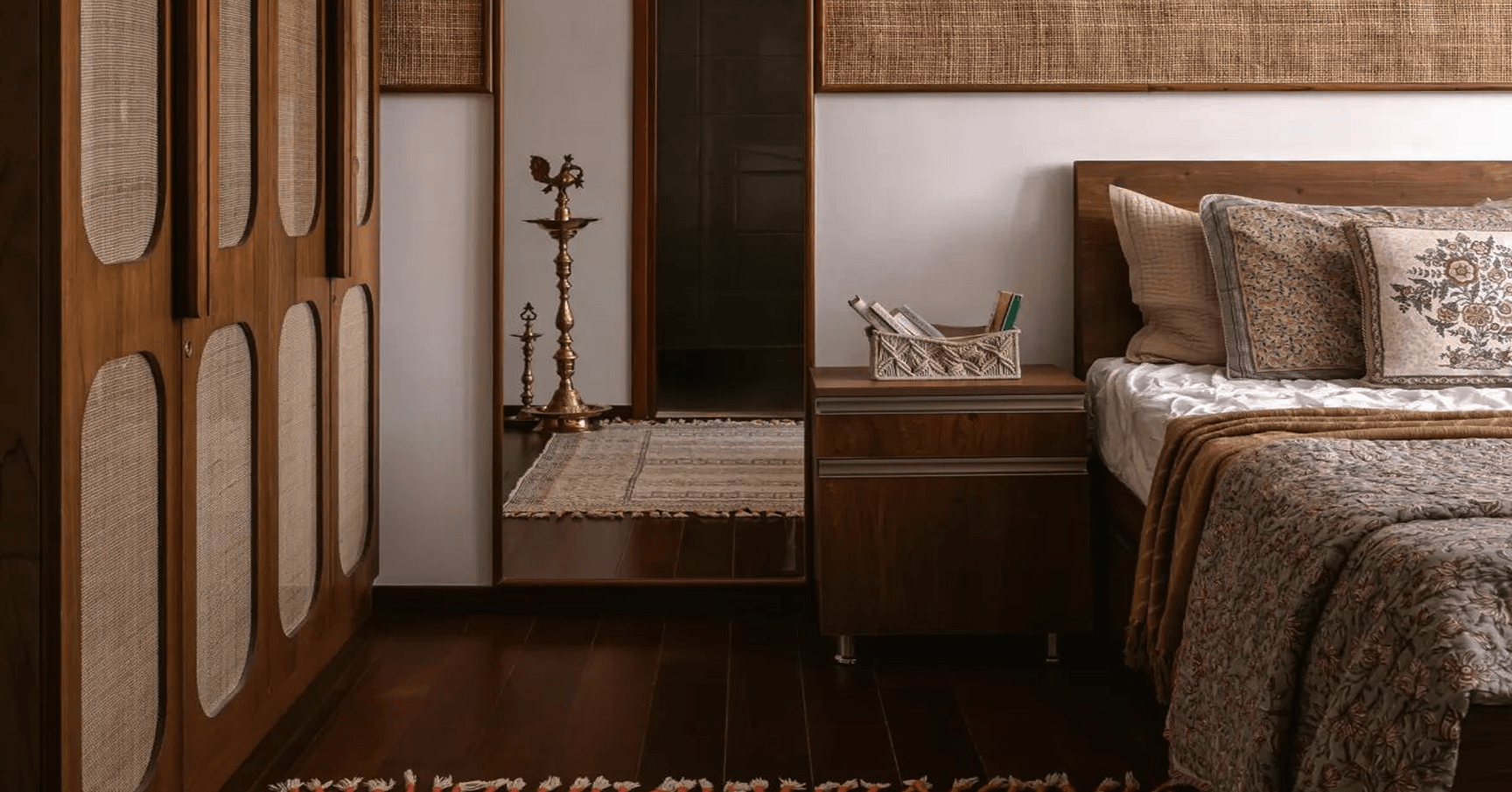 Complete Interior Solutions